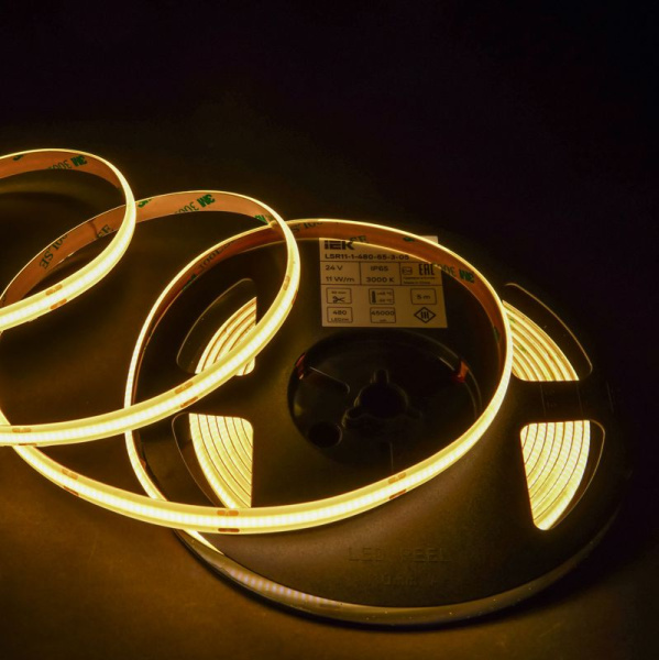 Лента LED COB-480LED 11Вт/м IP65 8мм 24В 3000К (уп.5м) IEK LSR11-1-480-65-3-05
