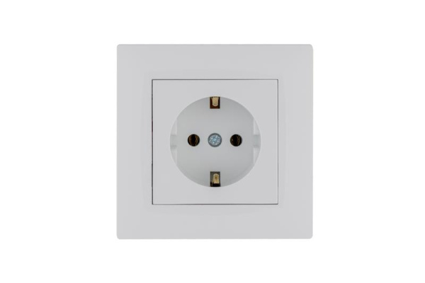 Розетка 1-м Karea RIZZ с заземл. бел. Makel 88001028