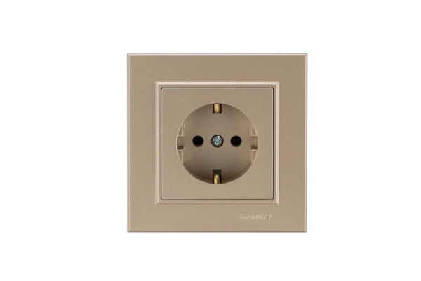 Розетка 1-м СП Karea 16А IP20 с/з латунь Makel 56057028