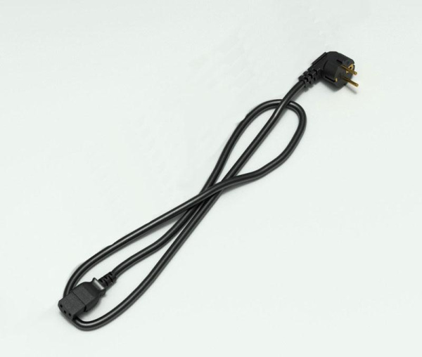 Шнур питания R-10-Cord-C13-S-5 C13-Schuko 10А 220В проводник. 3х1кв.мм 5м черн. Rem 1361898
