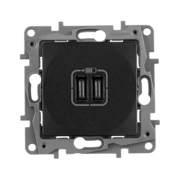 Устройство зарядное Etika с 2-мя USB разъемами C и C 240В/5В 3000мА антрацит IEK 672635