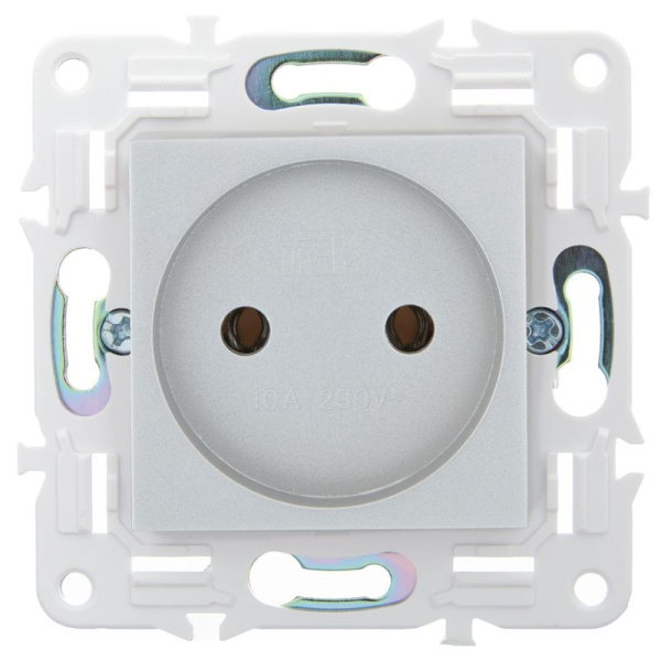 Розетка SKANDY 10А без заземл. без защ. шторок SK-R02S серебр. IEK SK-R10-10-K23