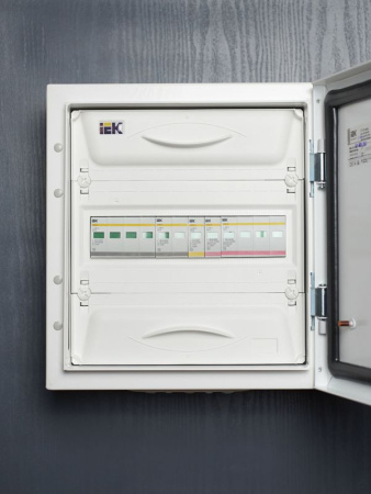 Ограничитель перенапряжения ОПС1-B 1P KARAT IEK MOP20-1-B