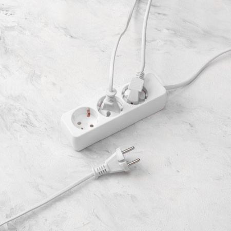 Удлинитель 3х5м с заземл. 3х0.75 бел. PROCONNECT 13-4210