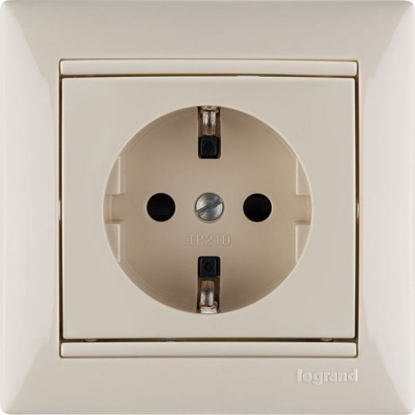 Розетка 1-м СП Valena 16А IP21 230/250В 2P+E с заземл. защ. шторки на винтах механизм сл. кость IEK 774321
