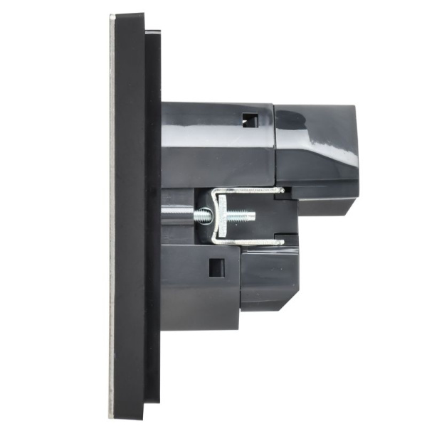 Розетка 1-м СП FORTE&PIANO FP645M 16А IP20 USB A+A 3.1А с заземл. защ. шторки винтовое крепление шампань IEK FP-R14-16-U21-D31-M-K37