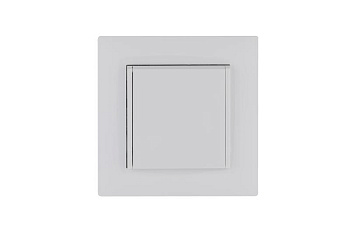 Розетка 1-м с крышкой Karea RIZZ с заземл. бел. Makel 88001029