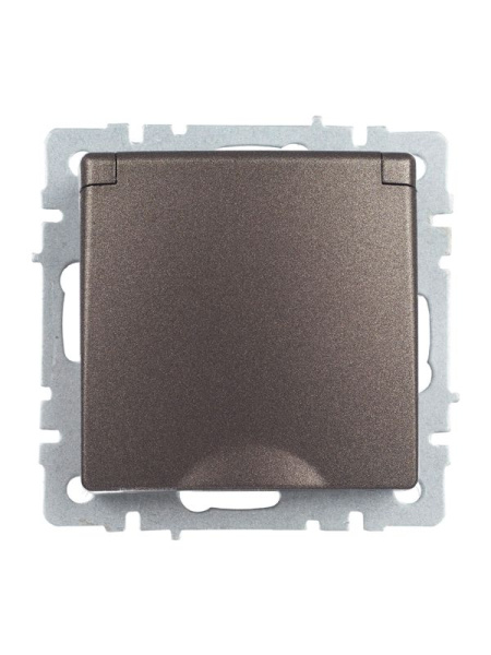 Розетка BRITE РСбш10-3-44-БрТБ 16А IP44 с заземл. защ. шторки с крышкой механизм бронза IEK BR-R16-16-44-K45