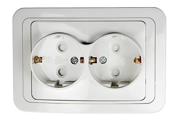 Розетка 2-м CLASSICO защ. шторки с заземл. 2128x бел. ASD / IN HOME 4690612000985