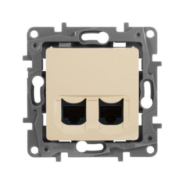 Розетка компьютерная 2-м СП Etika RJ45 кат.5E UTP механизм сл. кость IEK 672355