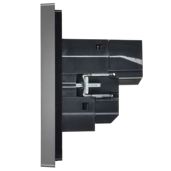Розетка FORTE&PIANO FP547 16А USB A+C 18Вт с заземл. защ. шторки винт. крепл. сталь IEK FP-R14-16-U22-018-K46