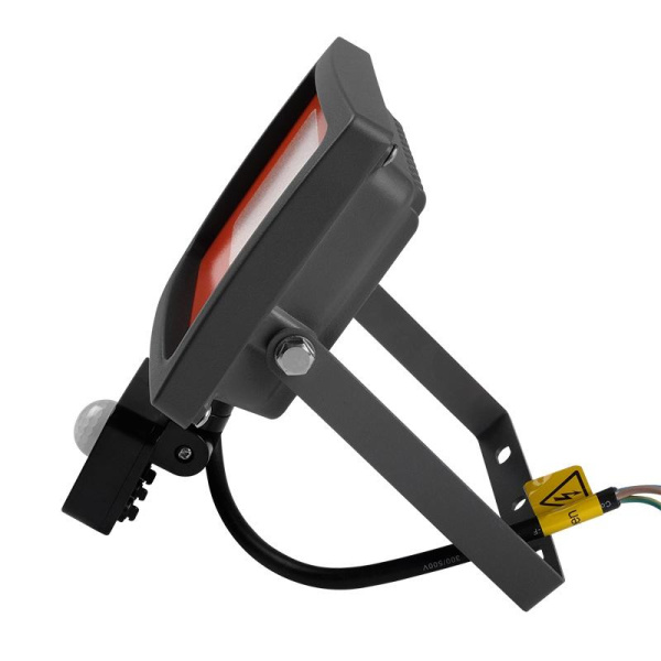Прожектор светодиодный PFL-SC SENSOR 30Вт 6500К IP54 190-260В ДО закален. матов. стекло датчик движения инфракрасный JazzWay 5001411