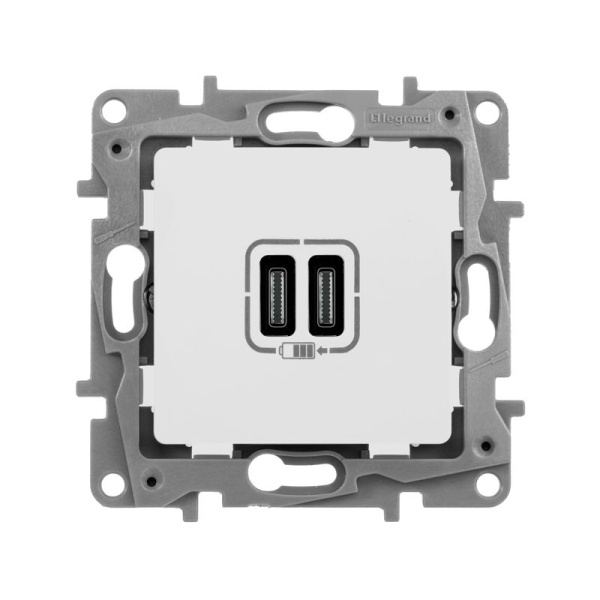 Устройство зарядное Etika с 2-мя USB разъемами C и C 240В/5В 3000мА сл. кость IEK 672335