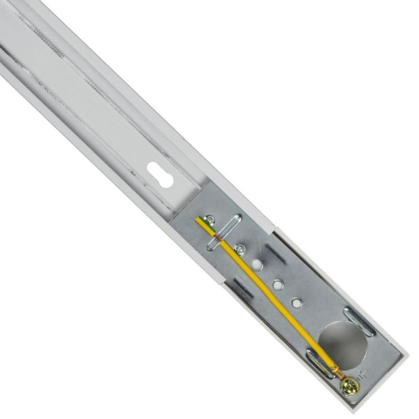 Шинопровод осветительный 1Ф 2м бел. IEK LSB0D-SPD-1-02-K01