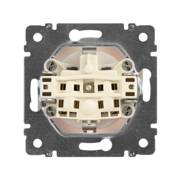 Розетка 1-м СП Valena 16А IP21 230/250В 2P+E с заземл. защ. шторки на винтах механизм бел. IEK 774421